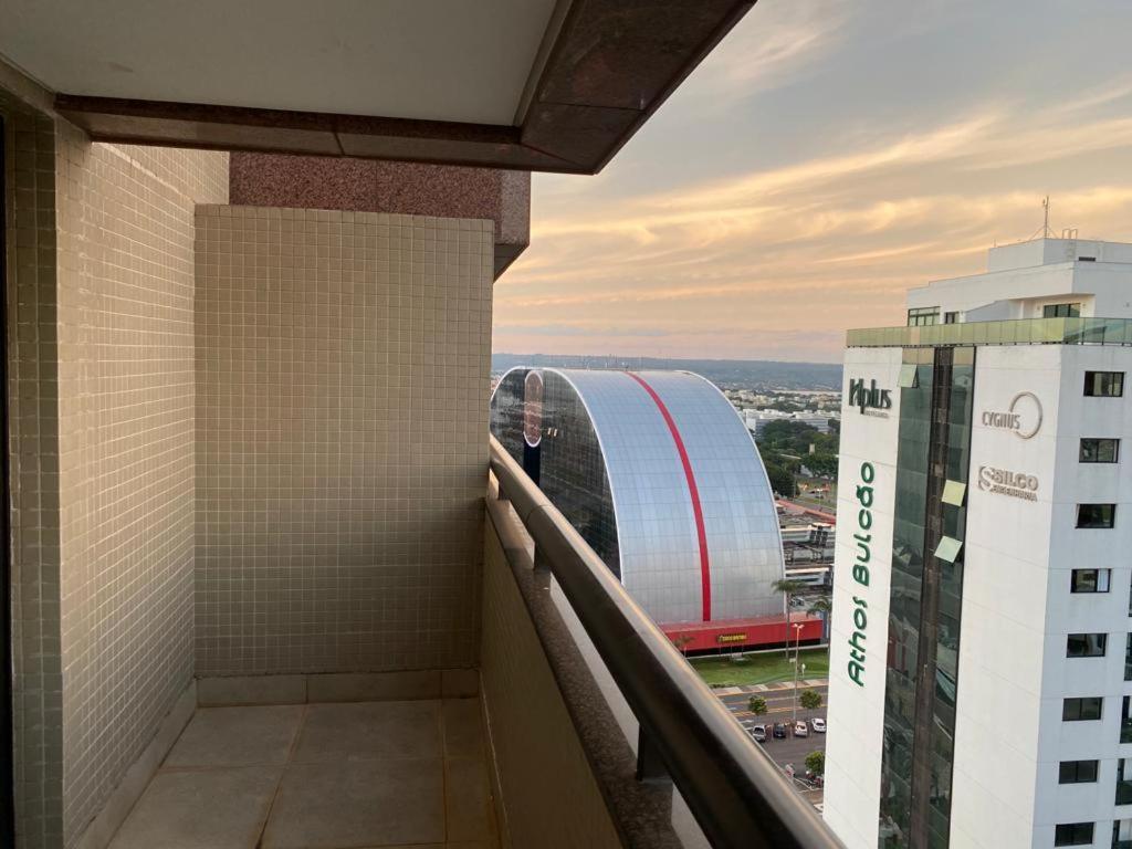 Lindo Flat Part Grand Mercure Varanda Aconchegante Brasilia